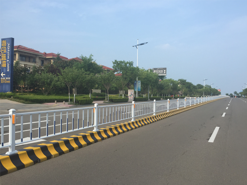 道路護欄一